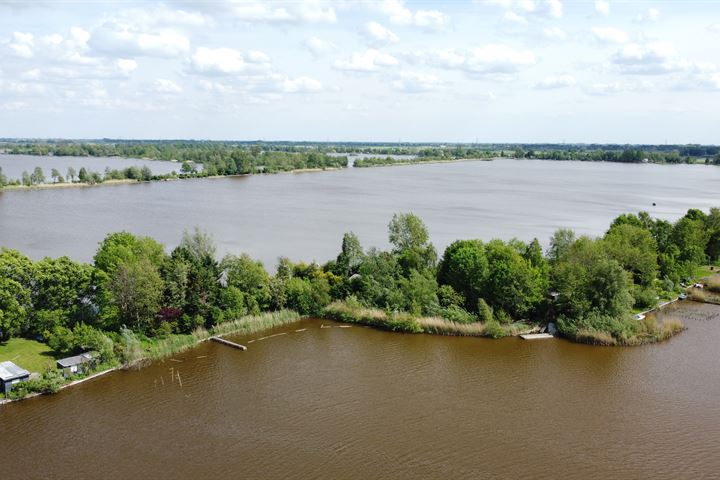 Bekijk foto 1 van Klein Elfhoeven eiland