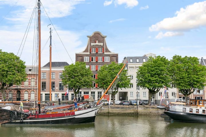 Wolwevershaven 30, Dordrecht