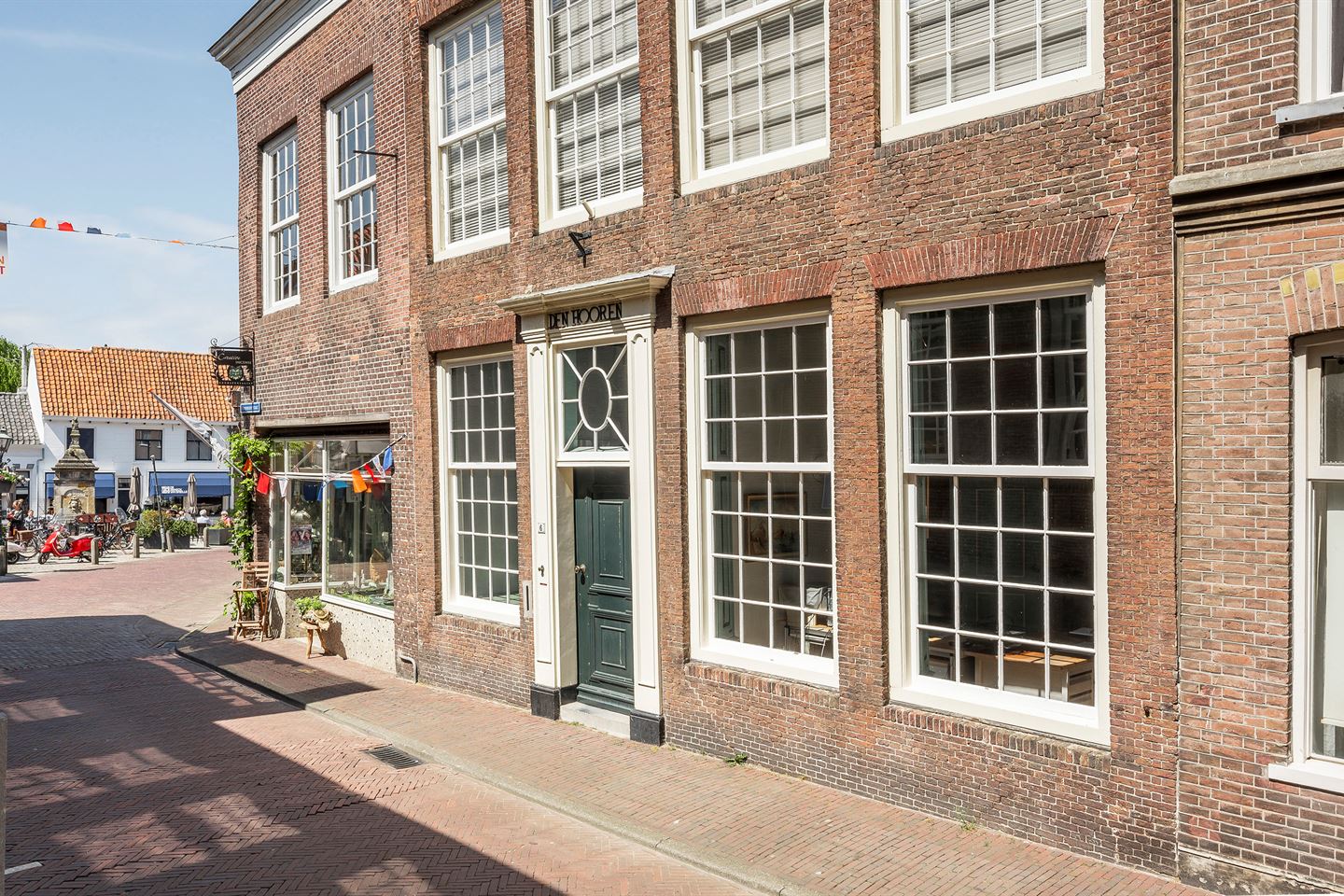 Bekijk foto 2 van Koopmanstraat 6