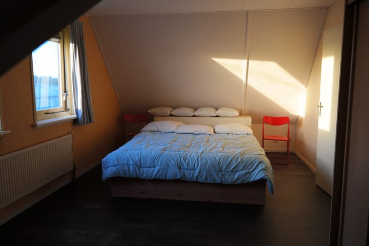 Foto 7 van Linnaeusweg 12