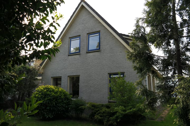 Foto 2 van Linnaeusweg 12