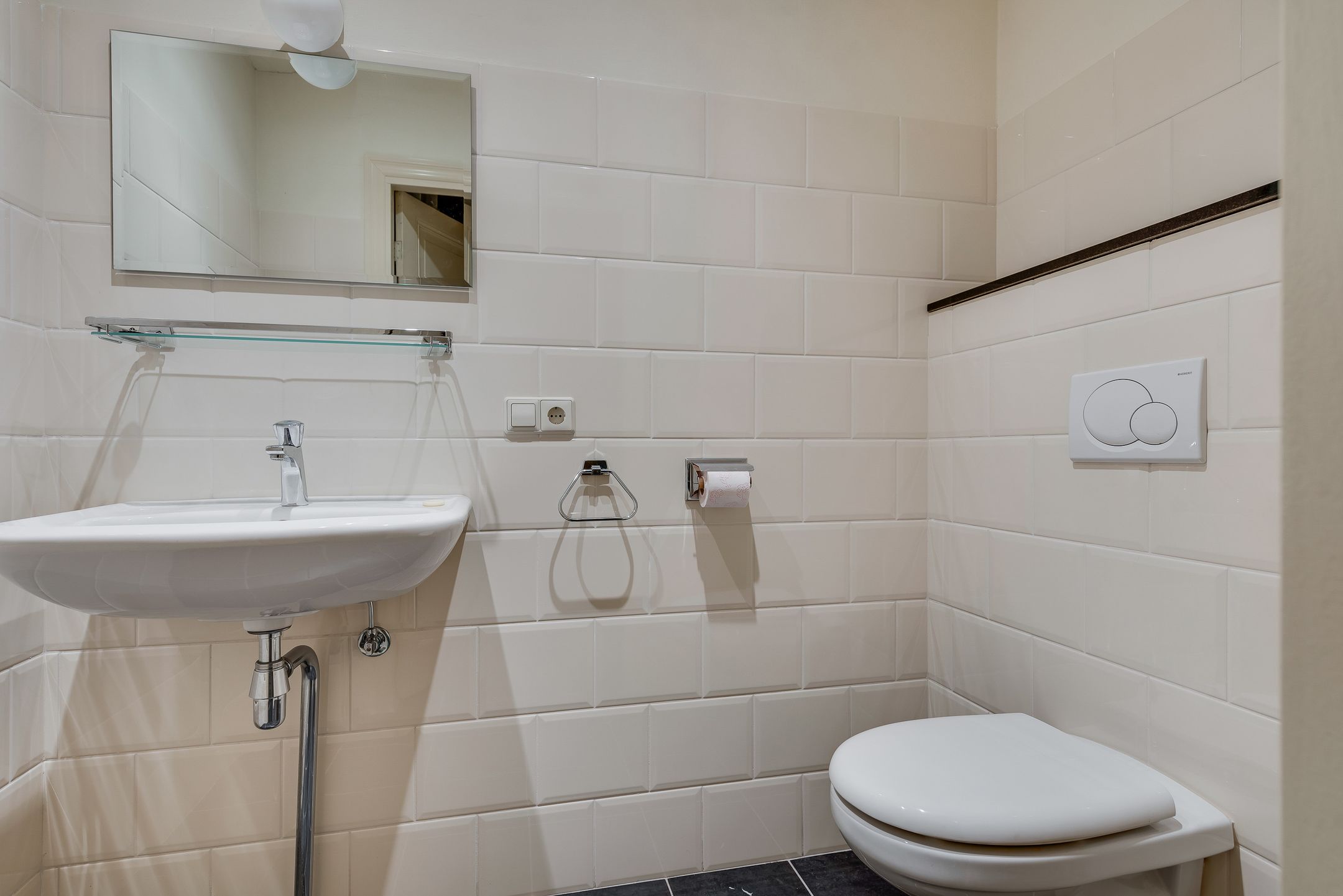 Photo 60 of Bunderstraat 2