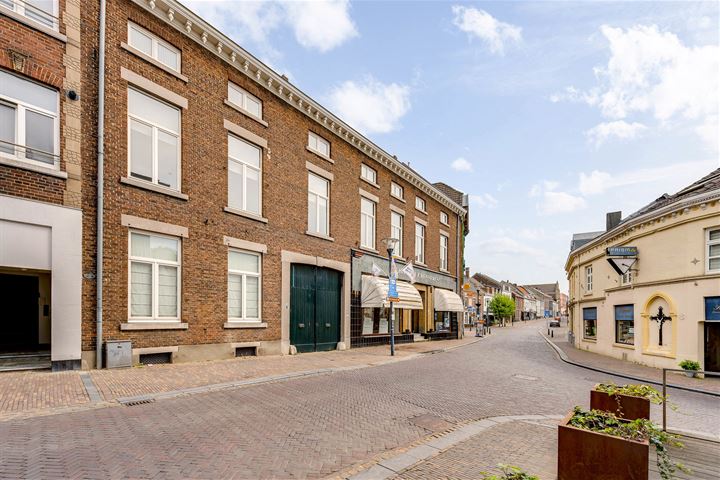 View photo 53 of Bunderstraat 2