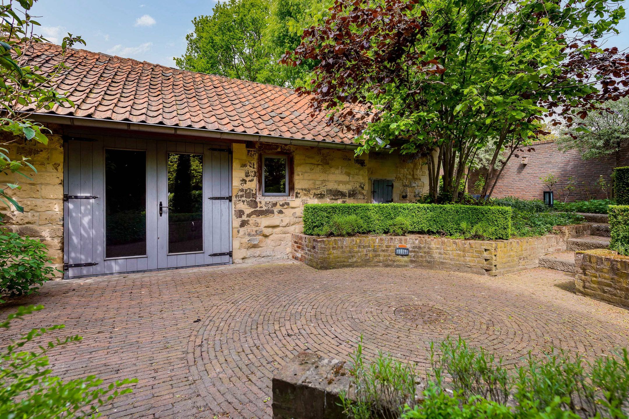 Photo 42 of Bunderstraat 2