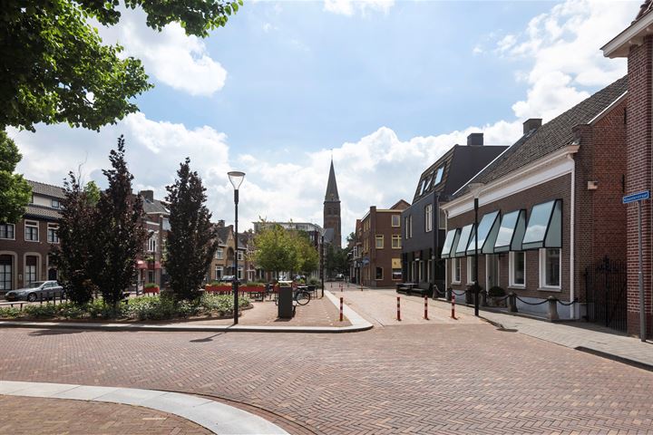 Bekijk foto 3 van Kloosterstraat 8