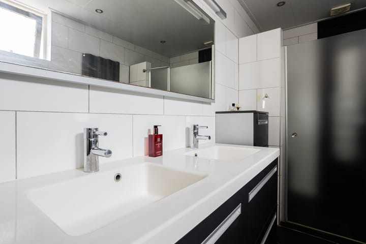 Photo 24 of Wilhelminastraat 35