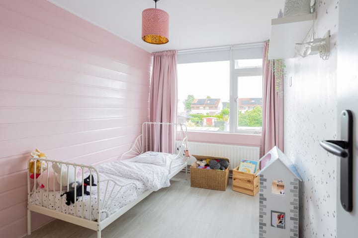 Photo 32 of Wilhelminastraat 35