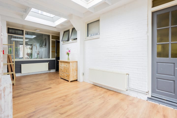 Photo 20 of Wilhelminastraat 35