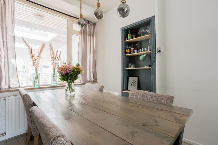 Photo 13 of Wilhelminastraat 35