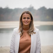 Esmee Smits - Commercieel Medewerker