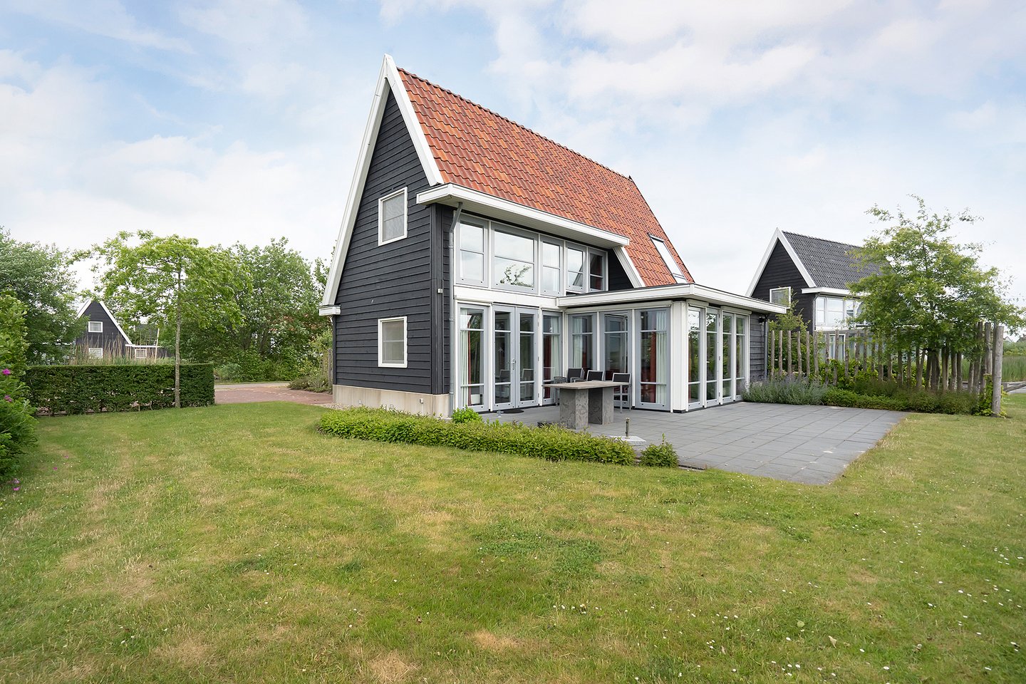 Bekijk foto 1 van Jonenweg 5 137