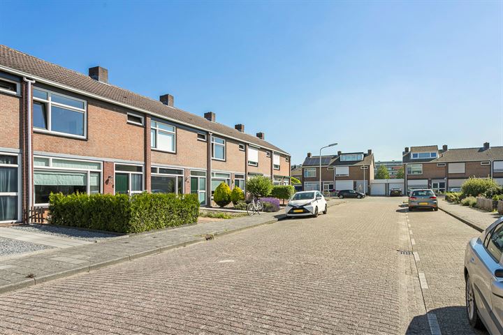 Bekijk foto 3 van Mascagnistraat 44