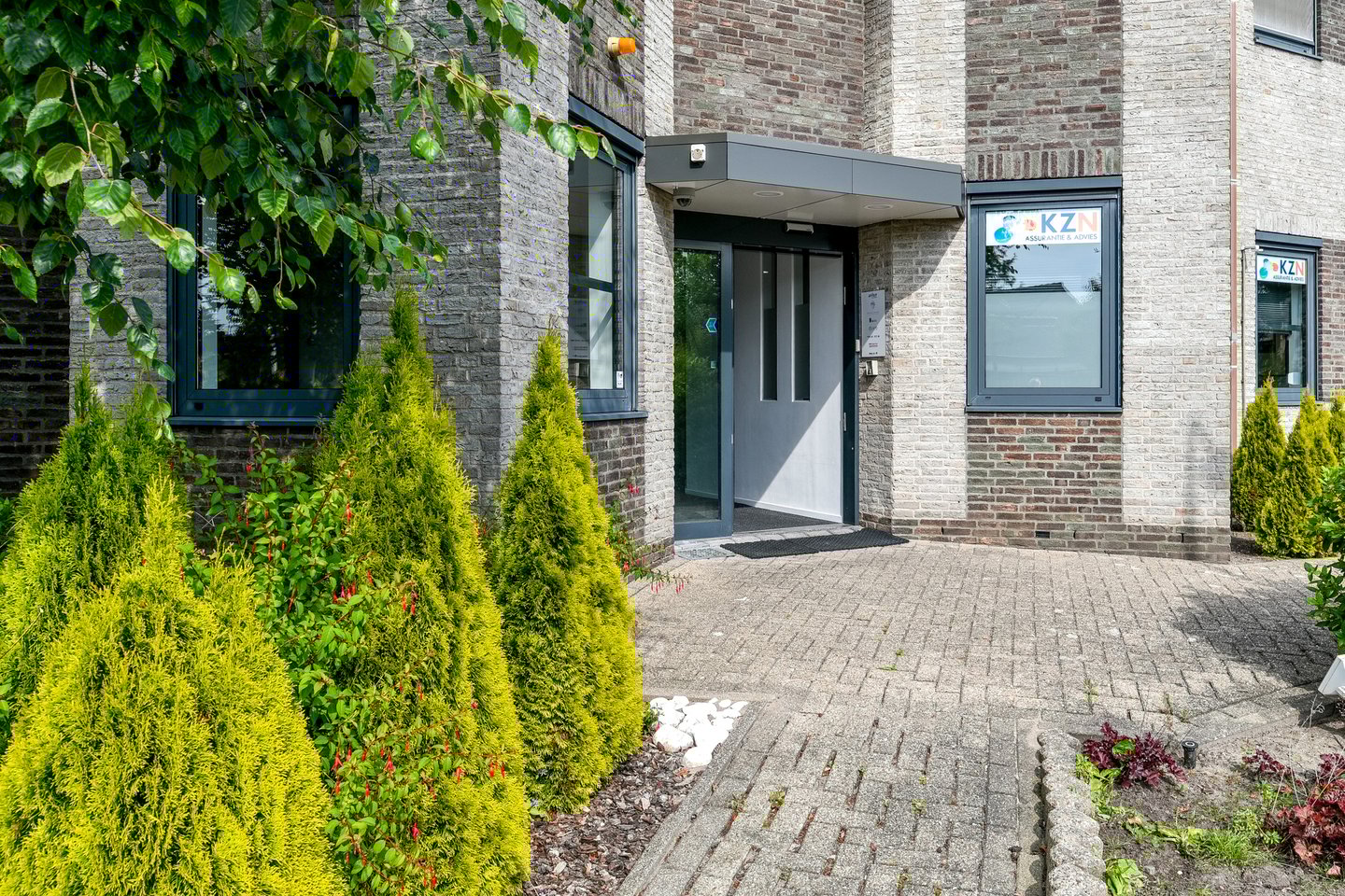 Bekijk foto 2 van Zwarteweg 121