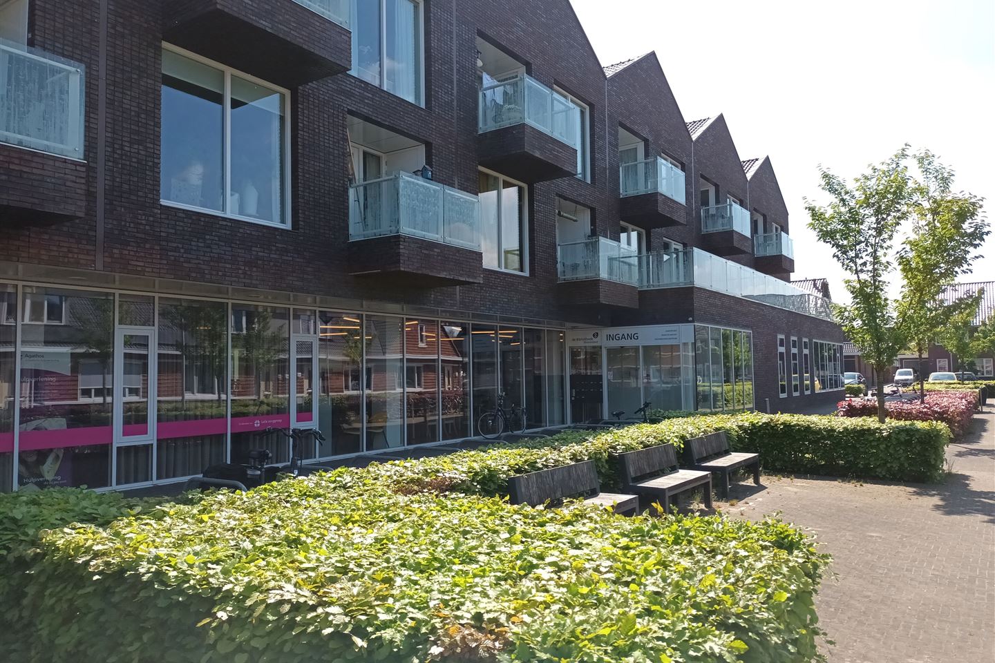 View photo 1 of Dokter G van Empelstraat 21