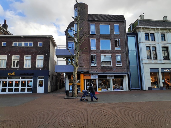 Bekijk foto 3 van Markt 20