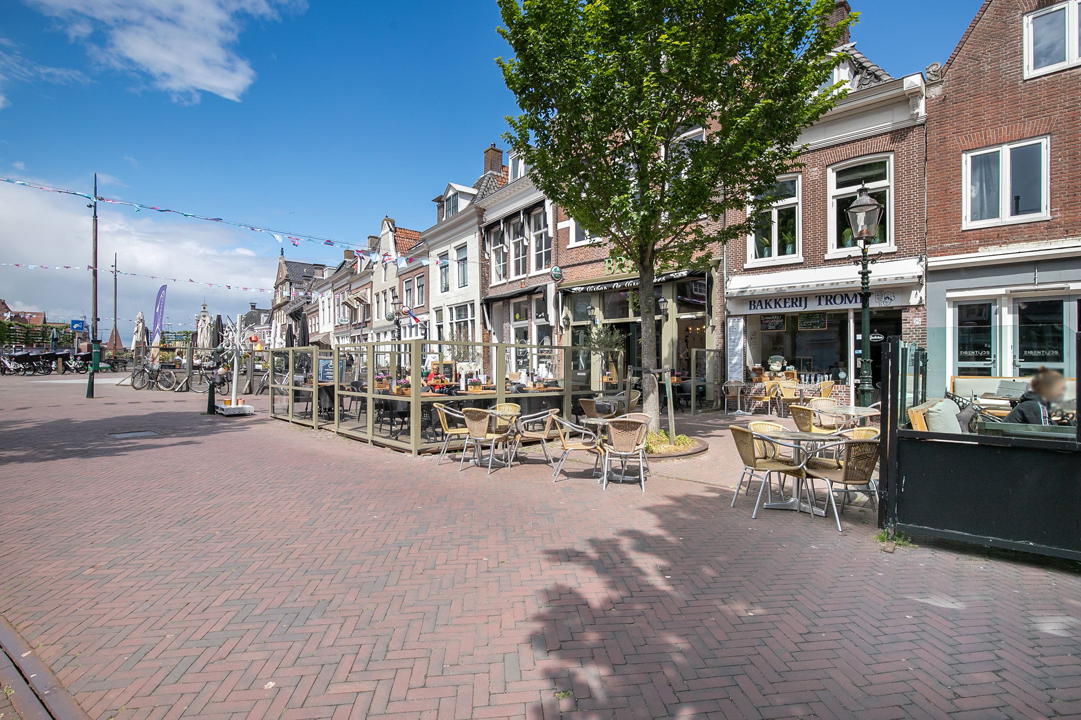 Grote Bredeplaats 25 