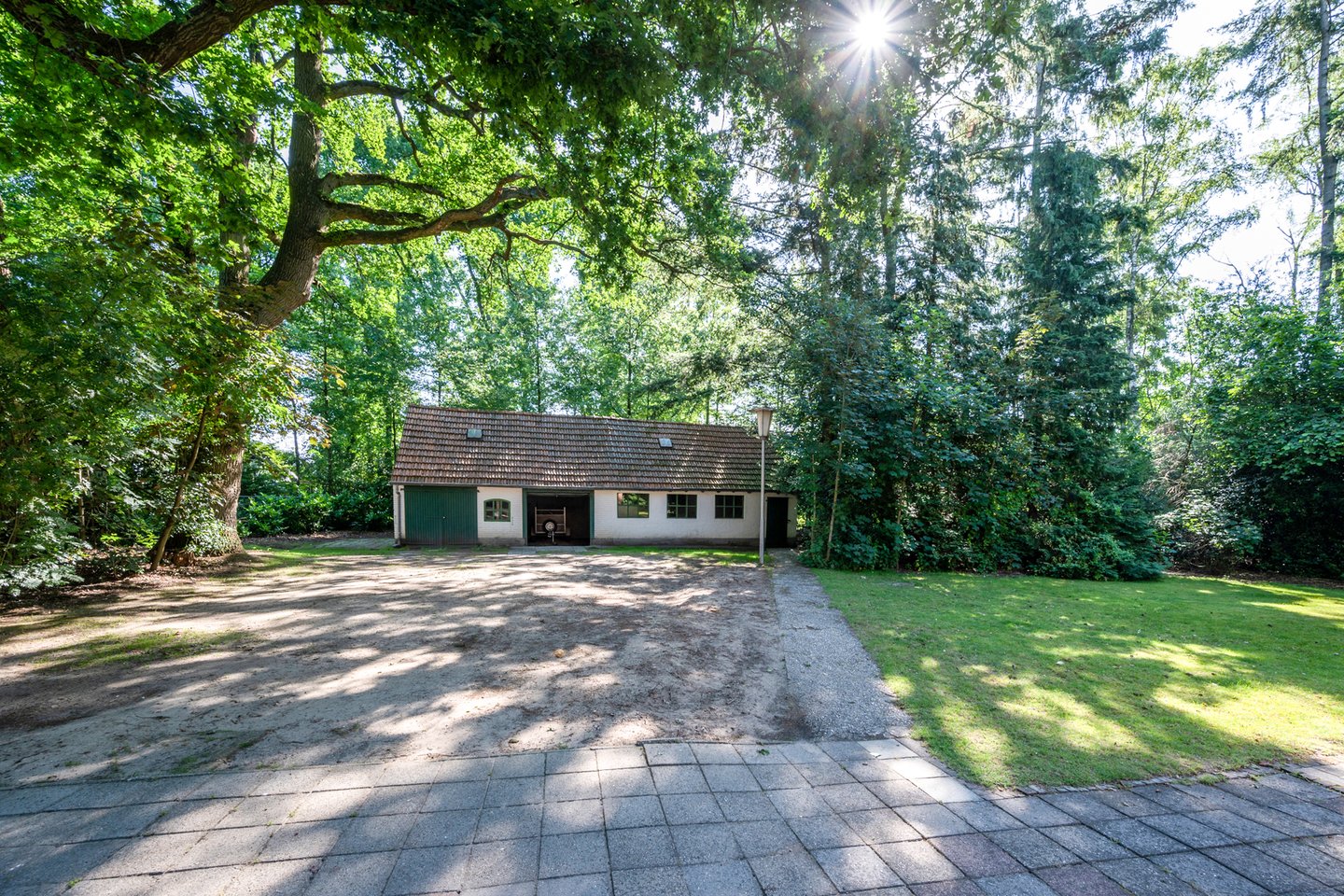 Bekijk foto 3 van Dr. Kortmannweg 14