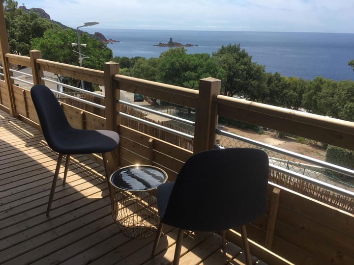 Foto 4 van 4415 Route de la Corniche