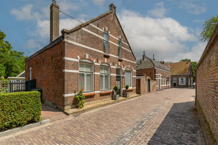 Kapellestraat 14