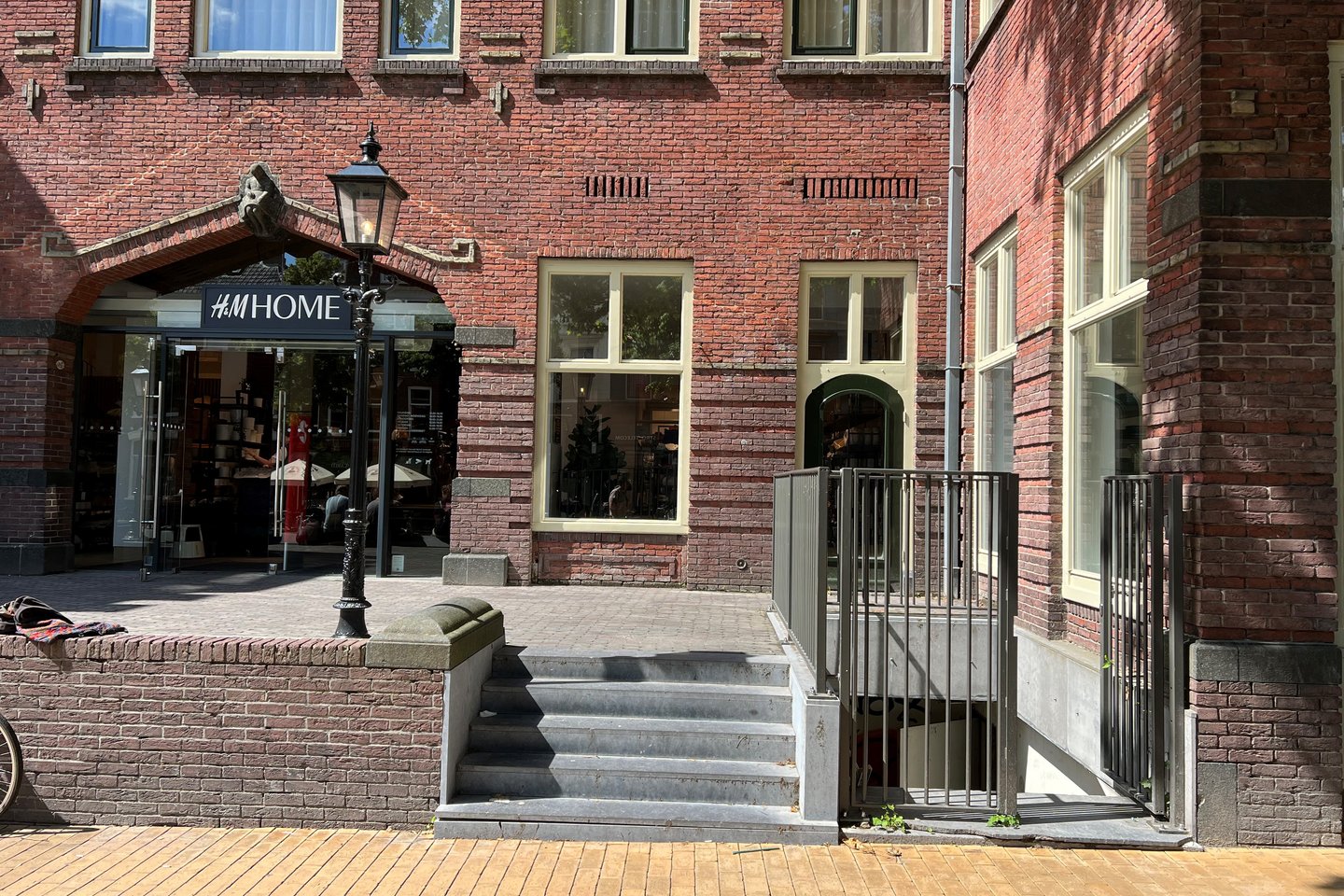 Bekijk foto 1 van Gedempte Zuiderdiep 31