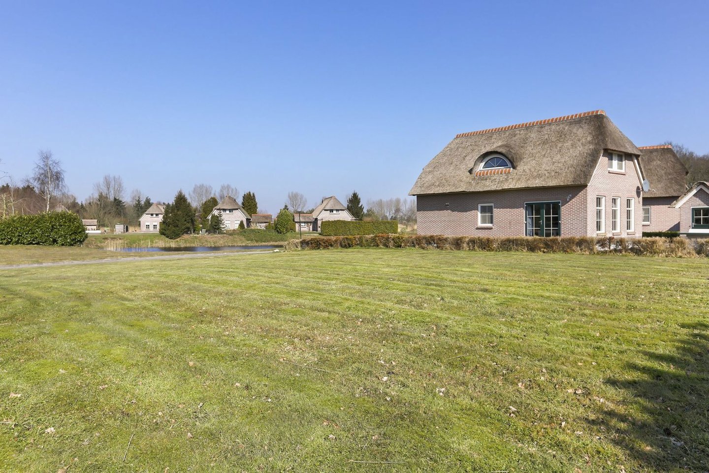 Bekijk foto 5 van Haarweg 15 b 01