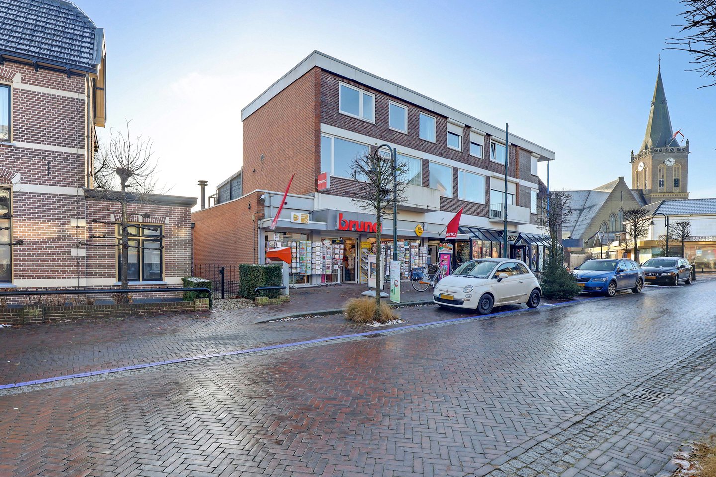 Bekijk foto 2 van Dorpsstraat 19 a