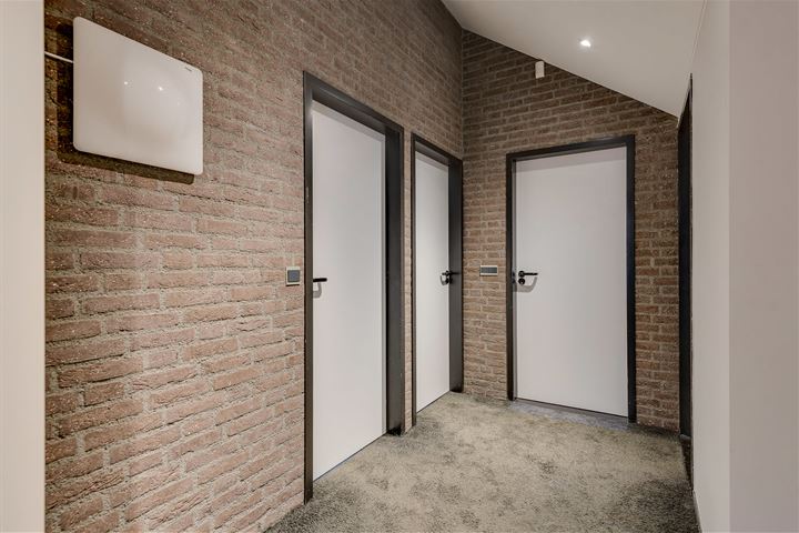 Bekijk foto 46 van Irenestraat 1