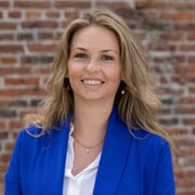 Tess van der Zon A RMT - Assistent-makelaar