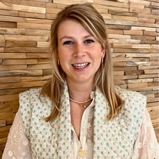 B.G. (Britt) Schuurman - Commercieel Medewerker