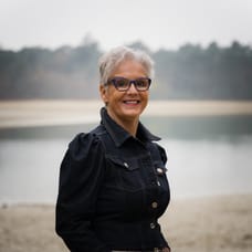 Leny Ludwig-de Vroeg - Office Manager