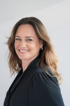 Linda van Ooijen Knook - NVM Register Makelaar (Directeur)