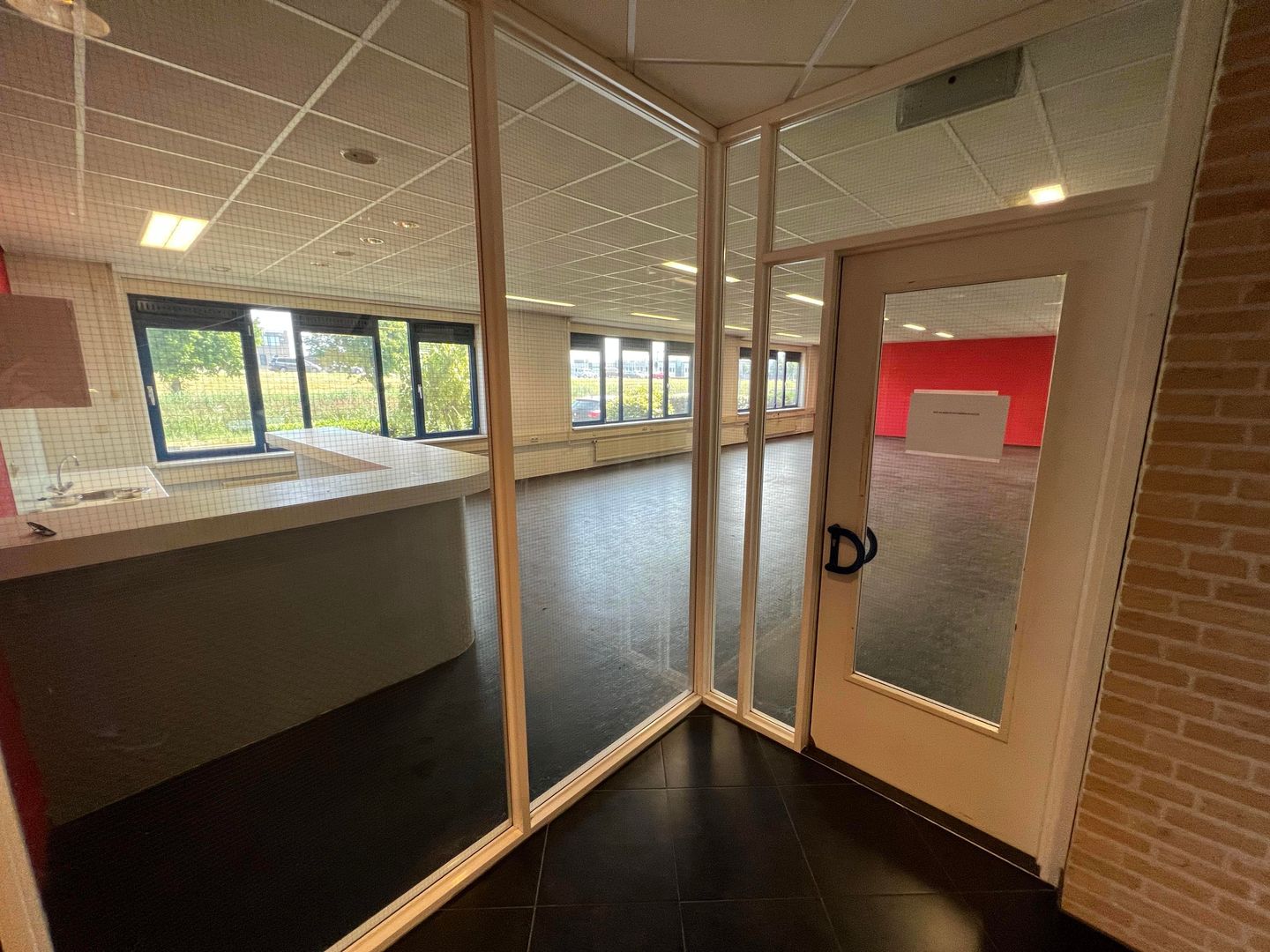 Bekijk foto 5 van Koraalrood 25