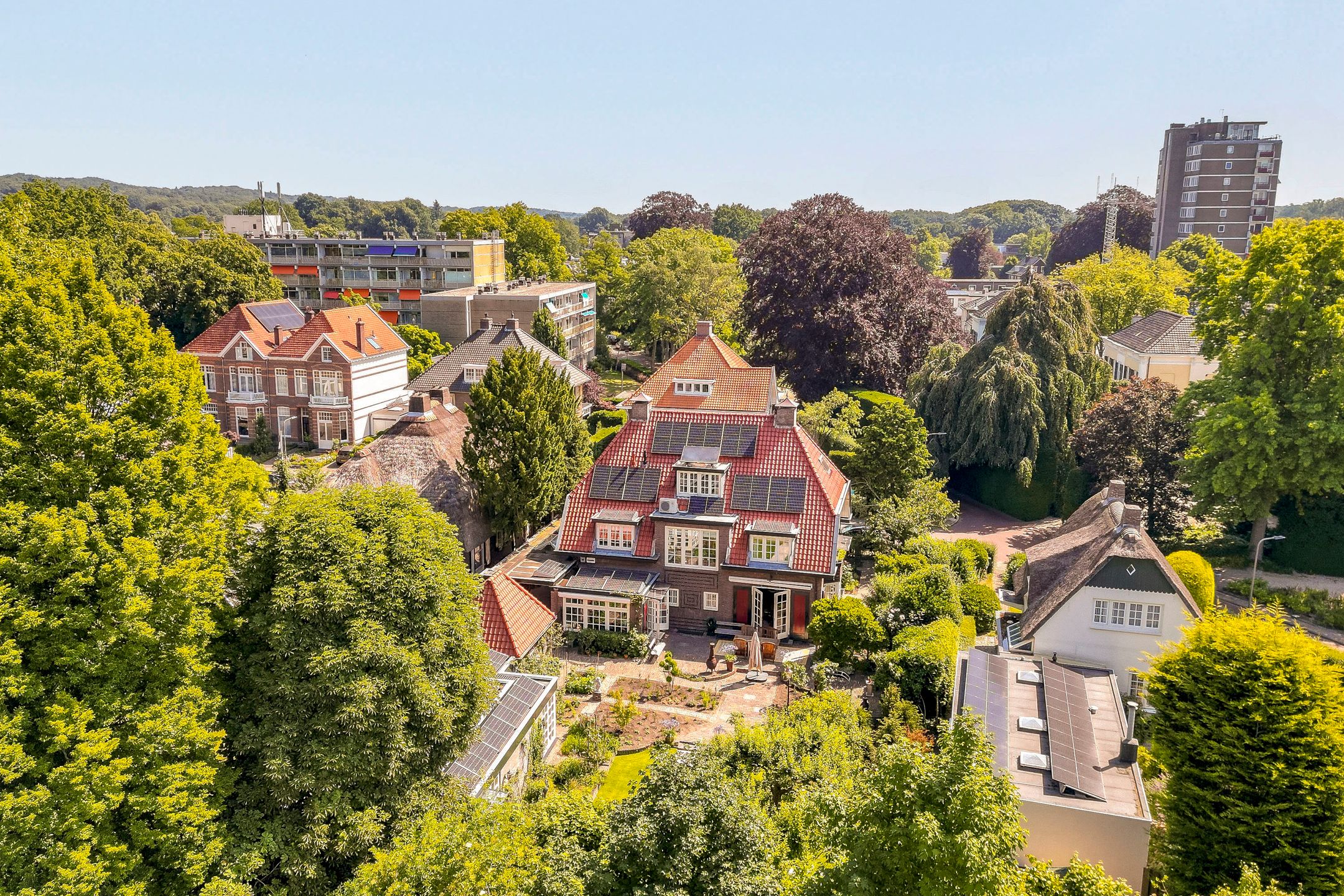 Foto 3 van Julianastraat 10