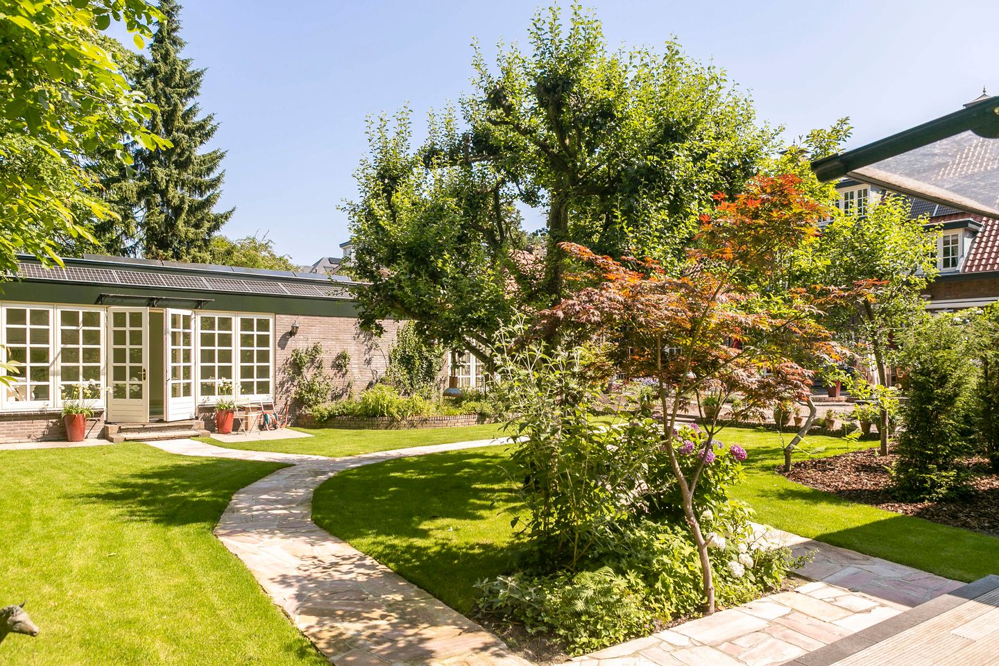 Foto 19 van Julianastraat 10