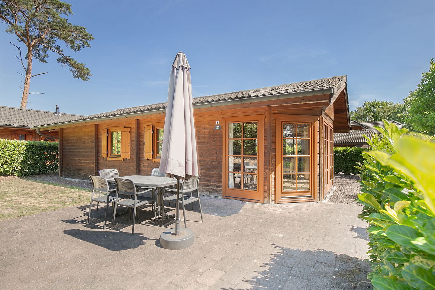 Foto 20 van Akerstraat 153-84