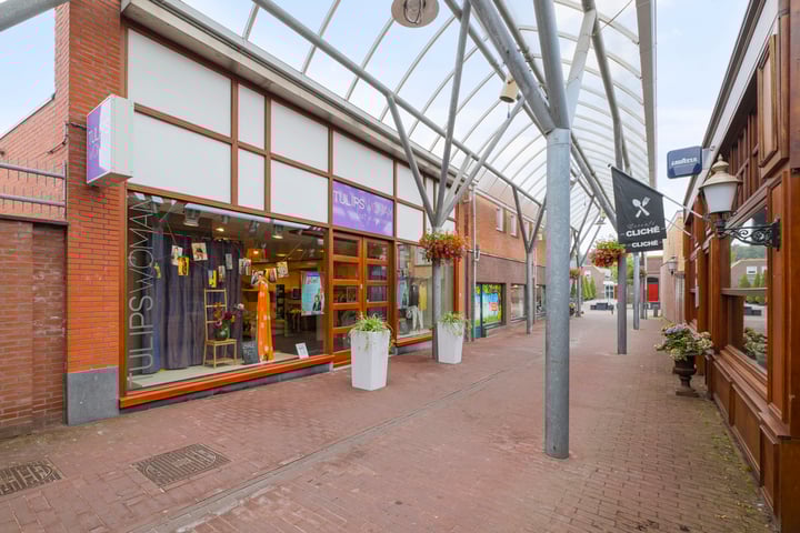 Tolberterstraat 17, Leek