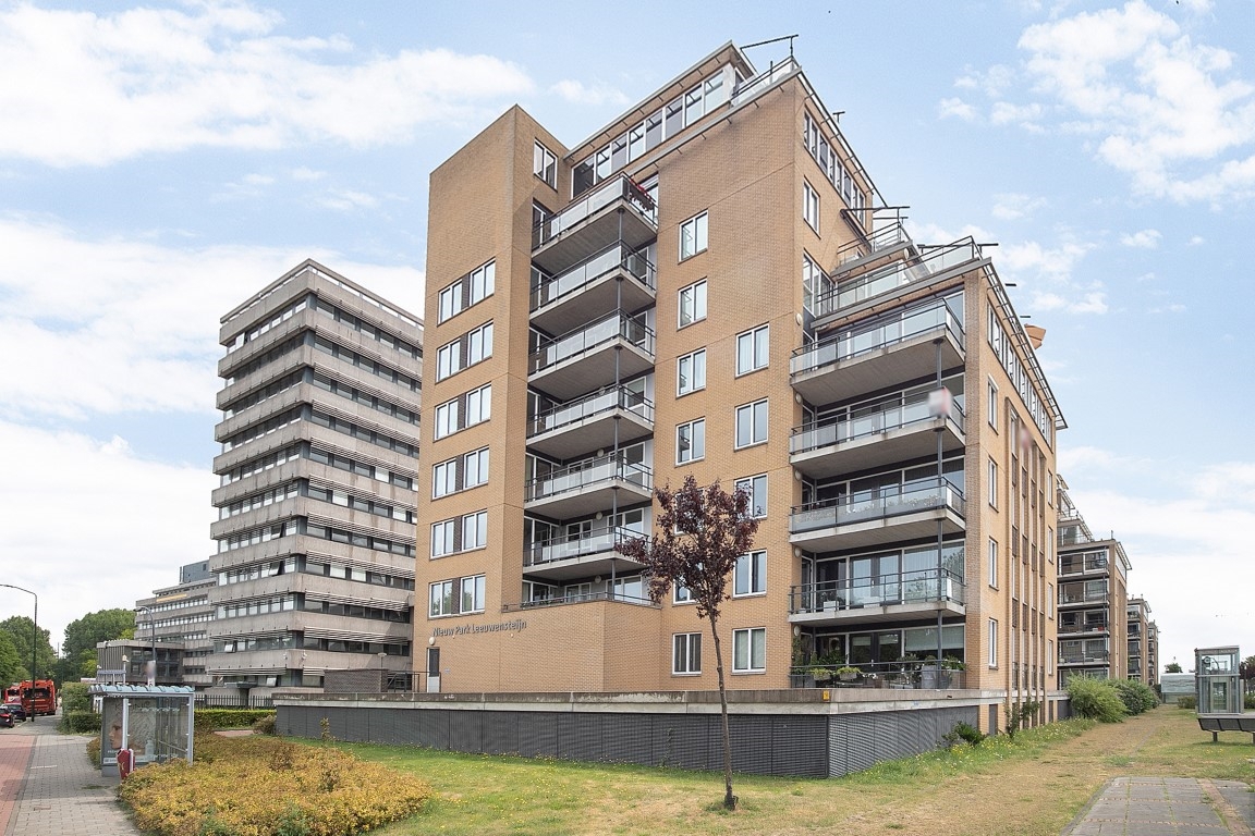 Bekijk foto 1 van Johan David Zocherstraat 20