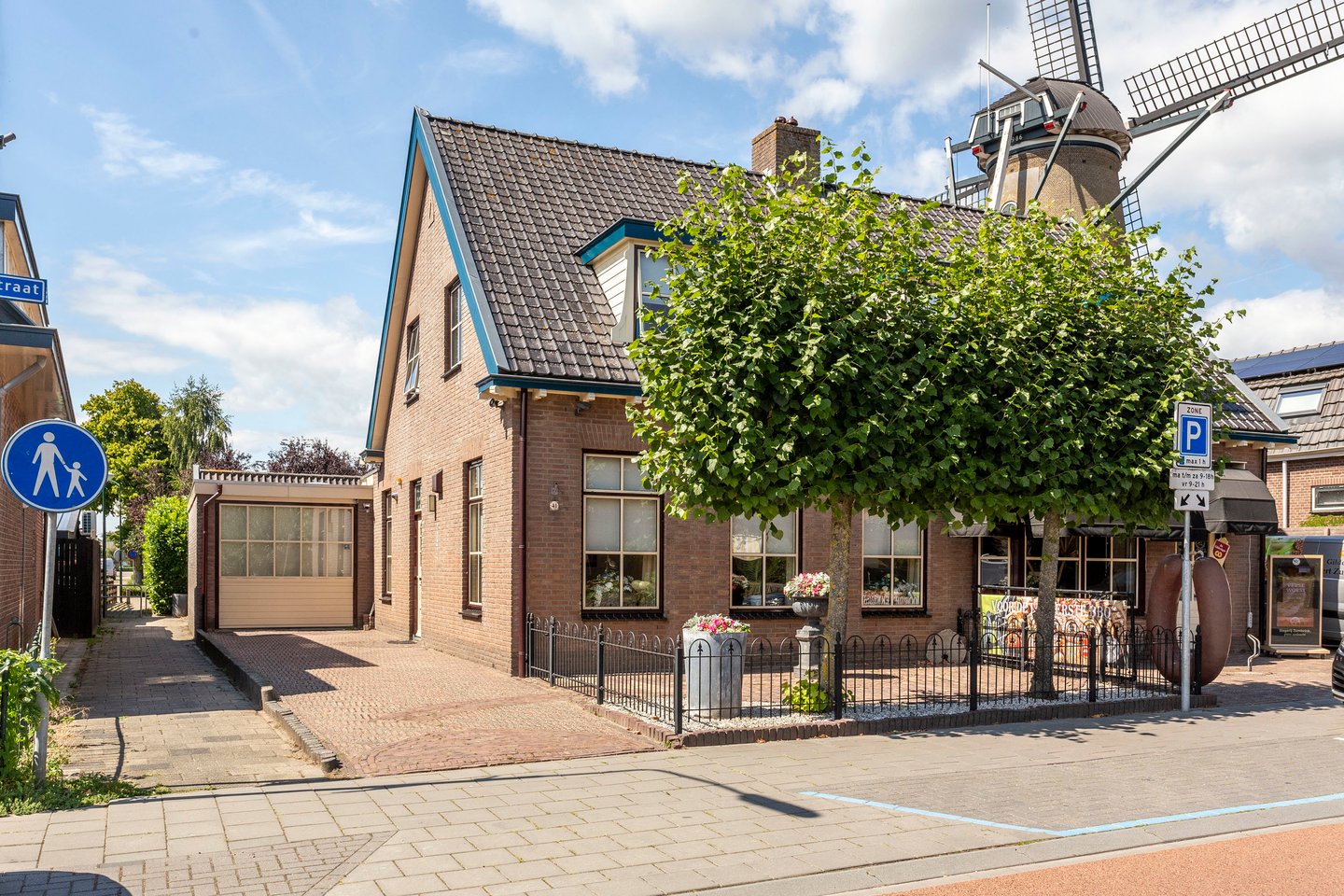 Bekijk foto 1 van Dorpsstraat 41