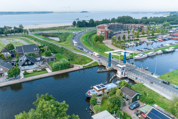 View photo 49 of Woonschepenhaven 16-WS