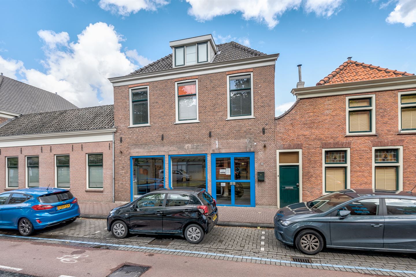 Bekijk foto 1 van Oostlaan 28