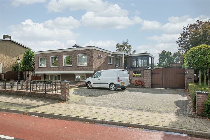 View photo 7 of Venloseweg 18-&18A+B