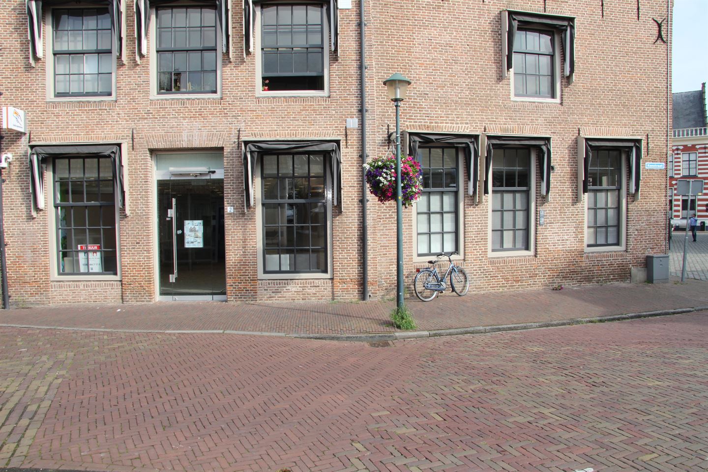 Bekijk foto 2 van Koestraat 2