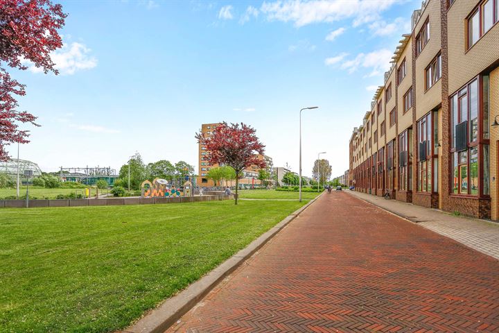 Bekijk foto 14 van 'DE STADSWIJZER' EUROPAPLEIN (centrum)