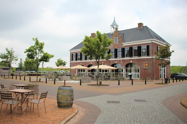 Foto 32 van Geuzehoeke 36-636