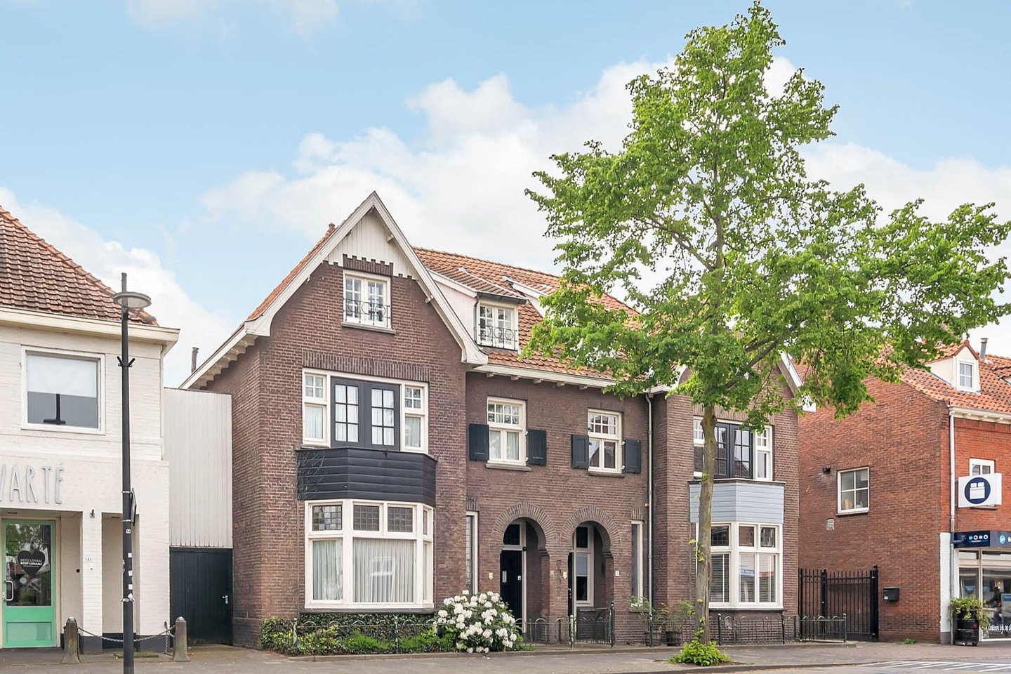 Bekijk foto 1 van Hoofdstraat 139