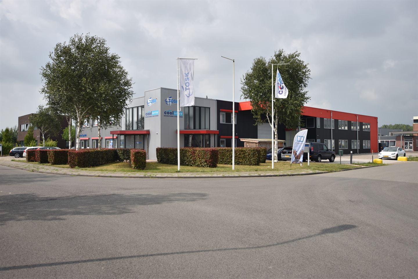 Bekijk foto 1 van Businesspark Friesland-West 35--35A