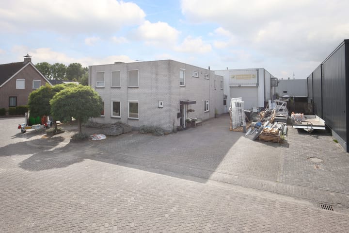 Photo 1 of Tinus van der Sijdestraat 16