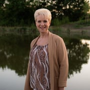Ineke van den Bogart - Secretaresse