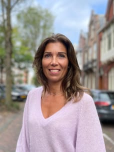Afra van Buuren - Commercieel Medewerker