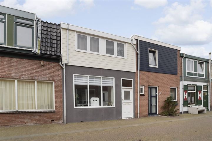 Bekijk foto 2 van Diaconiestraat 32